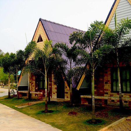 Hiso Resort Удон-Тхани Экстерьер фото